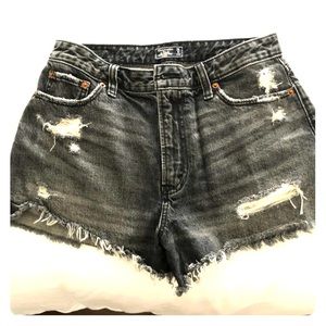 Abercrombie Annie high rise shorts